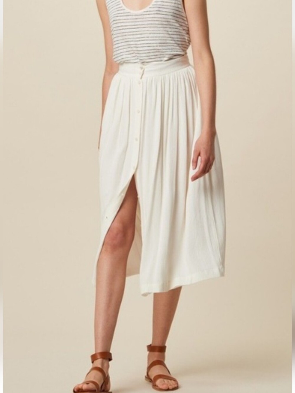 Sessun Queen Valley Crepe Skirt In Cream Mother Of Pearl Button Front 38 NWOT
